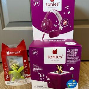 NIB Tonies Toniebox Starter Set and Accessories in Purple